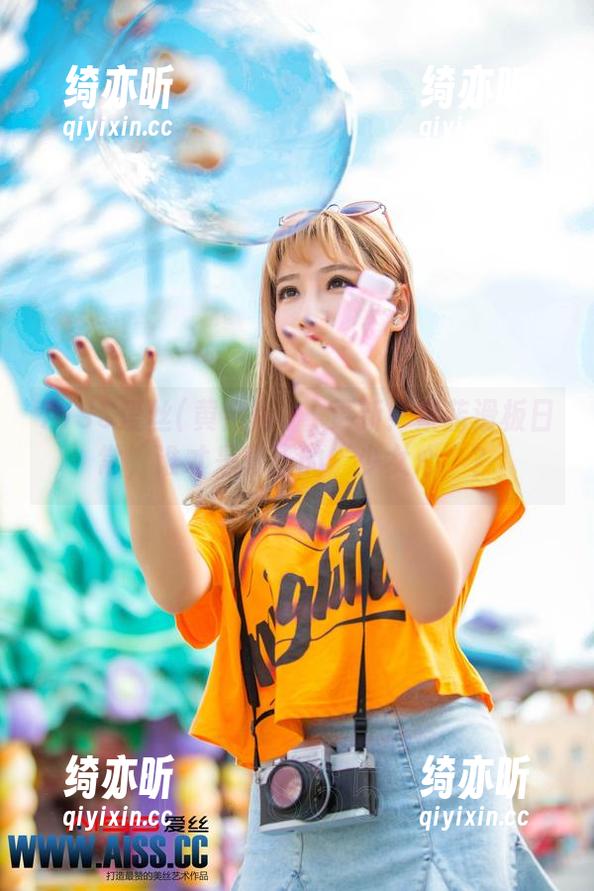 AISS爱丝(黄金版) - 更新！索菲滑板日常，谁才是真正的“少女心”？