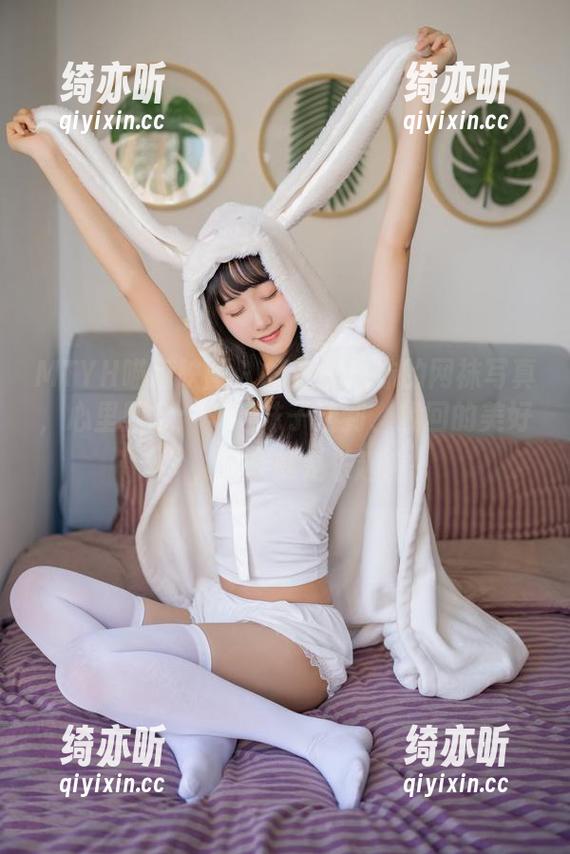 MTYH喵糖映画 - 打开蠢沫沫的网袜写真，心里默念：“这袜子捡到、找回的美好”，分享就是乐趣。