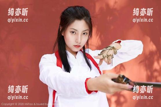 MiiTao蜜桃社-小草莓Berry MiiTao蜜桃社 - 不止是私房:小草莓Berry的原图中隐藏的秘密,能让人思绪飘散天南地北。
