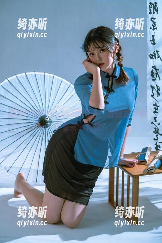 Natsuko夏夏子 原图中的Natsuko夏夏子,剧情才开始,等着某个转折?