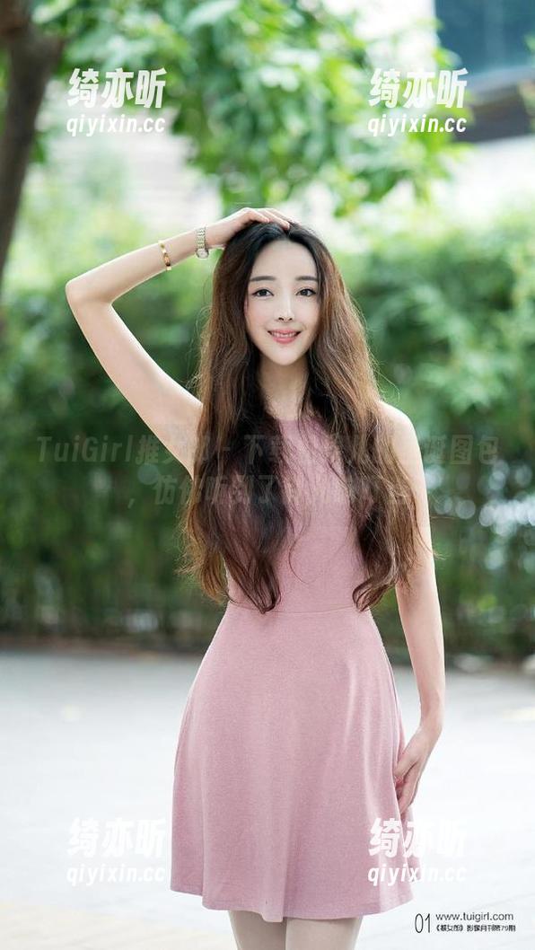 TuiGirl推女郎-松果儿 TuiGirl推女郎 - 下载松果儿的圣诞图包,仿佛听到了铃儿响叮当