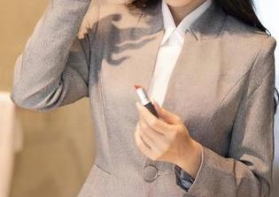 Xiuren秀人网 – 小魔女奈奈的定制魔法,让日常变得一点都不普通!