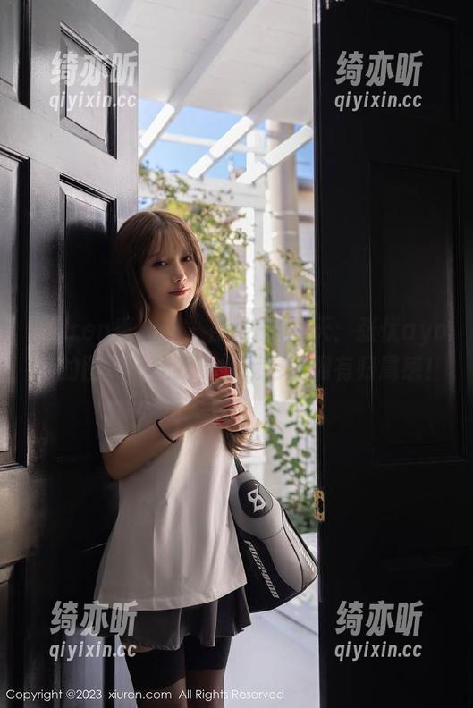 Xiuren秀人网-张优ayoyo Xiuren秀人网 - 在线PK夏天:张优ayoyo的图片,让我觉得我也能拥有归属感!