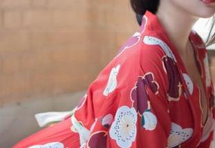 Xiuren秀人网 – 制服特辑:悠悠酱yoyoyo教你如何把‘平常’变得不平常!