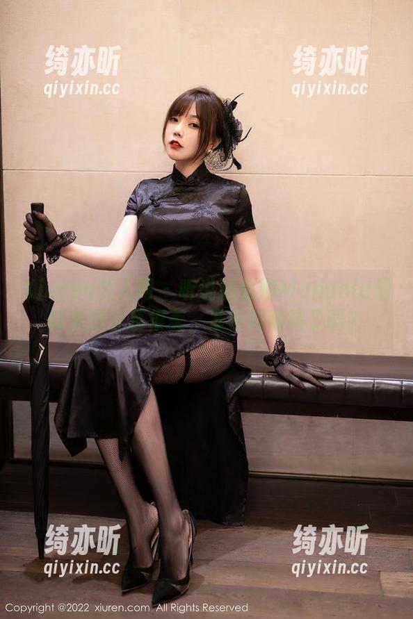 Xiuren秀人网-玛鲁娜Manuela Xiuren秀人网 - 听说玛鲁娜Manuela最新美脚分享很美,准备好眼睛了吗?