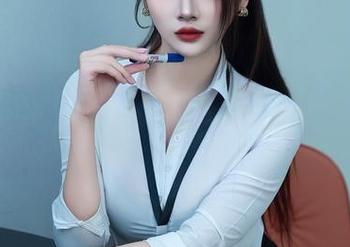 Xiuren秀人网 – 套装神奇之处：看着图片的陈思琪Art，我在心里默默找资源。