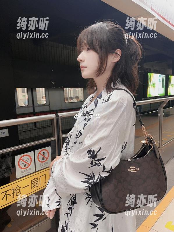 Zyra秋：在杀生院的高清日常，谁会先被吸引？