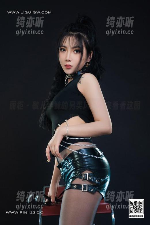 丽柜-敏儿 丽柜 - 敏儿学妹的另类风采,来看看这图集!