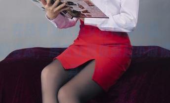 丽柜 – 在线看文欣兔女郎高清作品，她那跃动的姿态，居然让我联想起小时候的玩具……