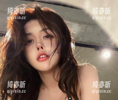 于芷晴 微密圈 - 看于芷晴如何将双马尾和私拍结合,资源里藏着小惊喜。