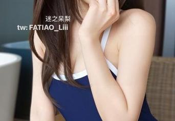 在线自撮,发条少女yoki与她的猫咪:这些图片太可爱了吧!
