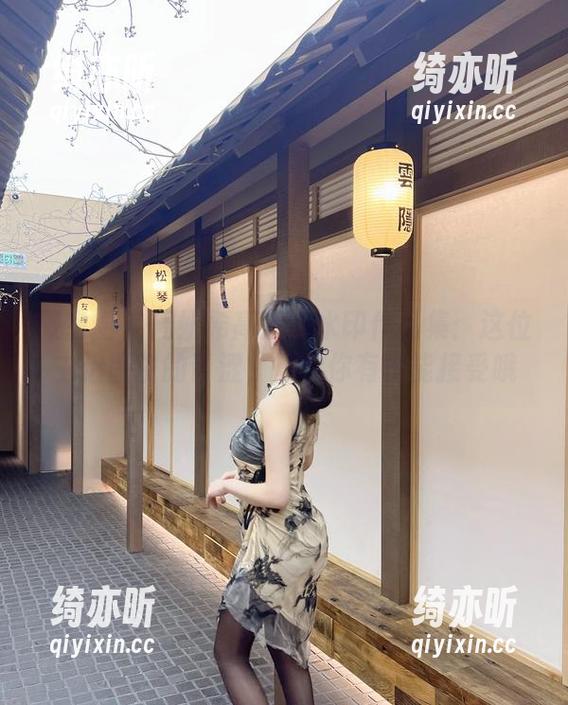 周妍希 微密圈 - 周妍希高清无水印作品集:这位主治医生的青涩,得看你有多能接受哦