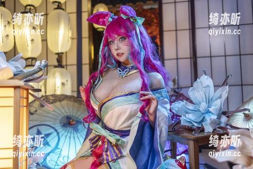 咔喵KANEKO 夏日里的咔喵KANEKO最新图册:谁还在纠结穿什么,不如直接秀出最真实的自己。