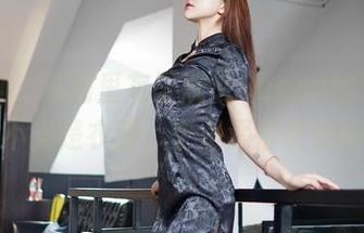 嗲囡囡 – 私房里有王婉悠Queen的套装，它不光是衣服，更是深情附加值！
