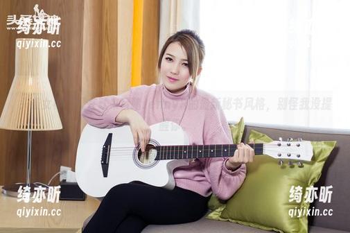 头条女神-JennyR 头条女神 - 现在就来目睹JennyR的最新秘书风格,别怪我没提醒你。