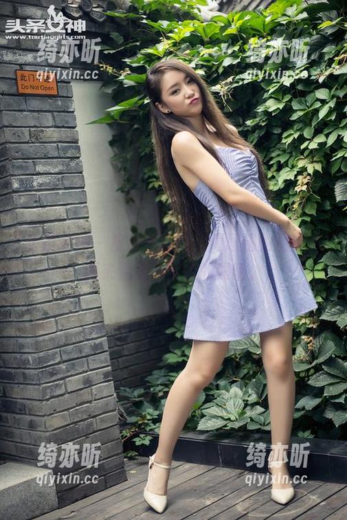 头条女神-周思超 头条女神 - 皮衣不冷酷,周思超的图库资源来温柔一下你的眼睛。