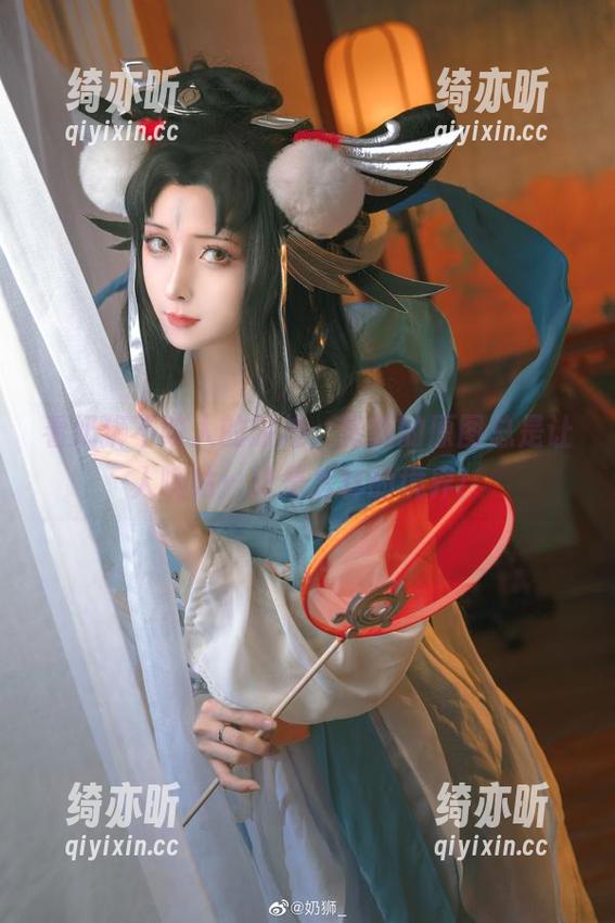 看奶狮不咬人的旅拍，最新的原图总是让人嘀咕：这是怎样的境界！
