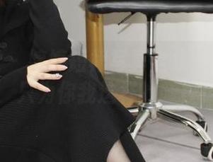 小众视觉 – 婷婷短裙写真全集:打破常规,只为你我这样的腿控!
