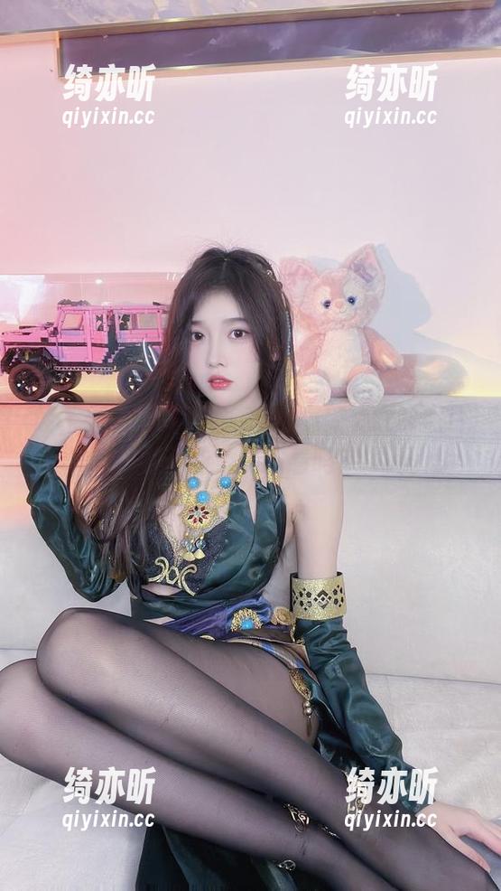 小小奶瓶儿 哇,果然是小小奶瓶儿!最新兔女郎照片震撼上线,敢看吗?
