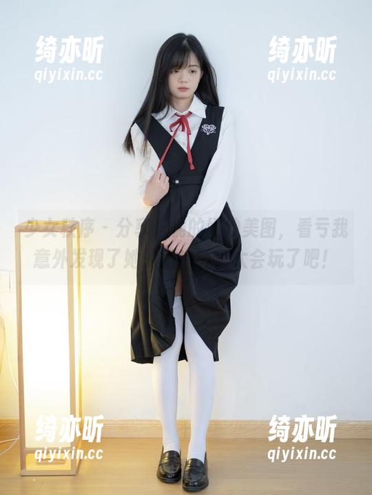 少女秩序-乐栀 少女秩序 - 分享乐栀的婚纱美图,看亏我意外发现了她的新造型,太会玩了吧!