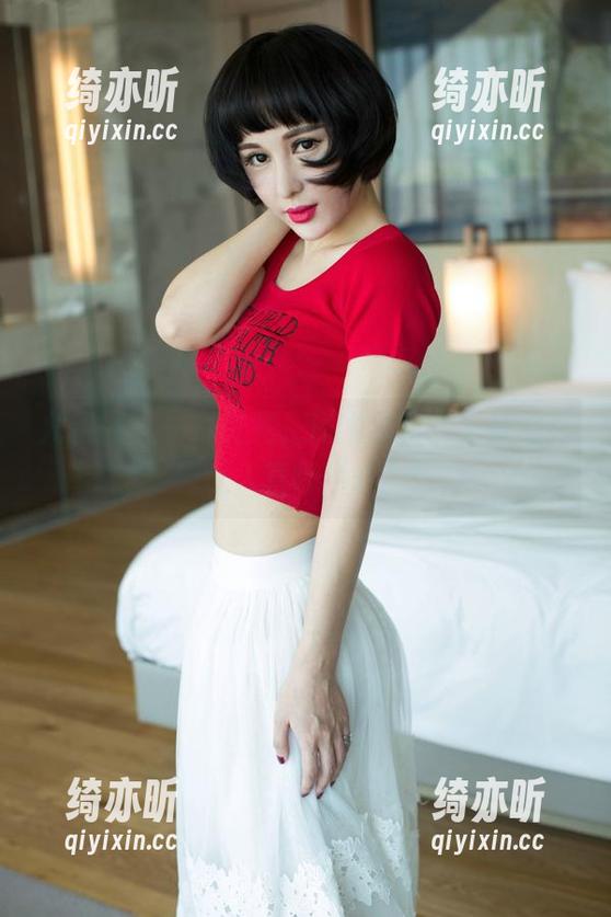 尤果网-王莹 尤果网 - 一探究竟,原图显示:王莹油亮到让人直呼“哇”!