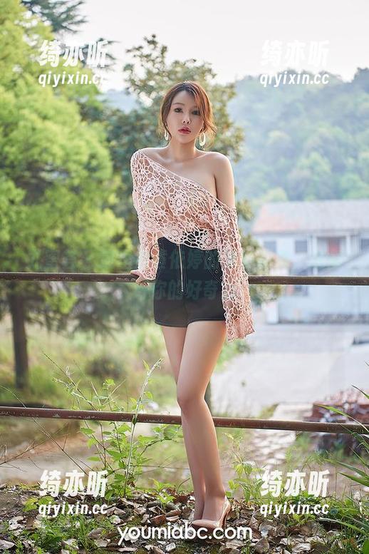 尤蜜荟-黄依婷 尤蜜荟 - 这里有黄依婷的泳装图集,准备好你的好奇心