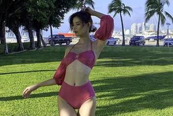 微密圈 – 就是阿朱啊的作品：天使不要太真实，在线等我翻译一下！