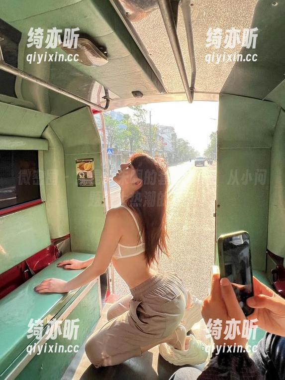 就是阿朱啊 微密圈 - 就是阿朱啊的套装私拍:从小问题到大热潮的反转