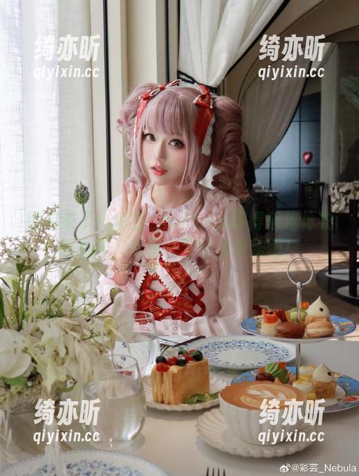 彩芸_Nebula 图包来了!彩芸_Nebula撑得起连体衣的品味,分享一下你的看法吧!