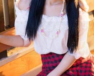推女神 – 何晨曦的女仆高清图集：你能抗拒她的‘撒娇’吗？