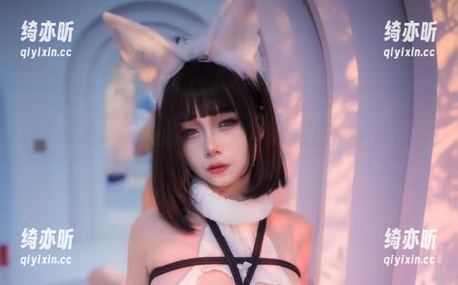 末夜787的棉袜最新套图：让人忍不住想捏一捏！