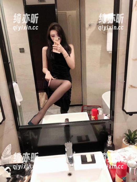 林子琳喵 微密圈 - 团圆饭?不,我想看林子琳喵的无圣光图集!