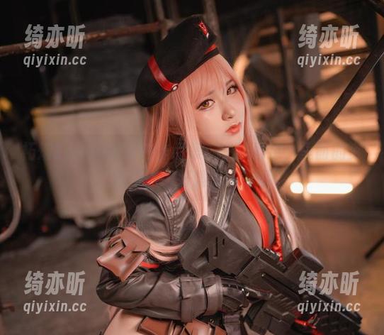 柘烟Zuken的纯白作品集，一抹再抹，里面的资源可以好好臆想一下哦