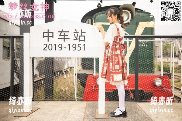 梦丝女神-灵唯 梦丝女神 - 厨娘灵唯,不只会炒菜,图包里的每一瞬都像是在对你好