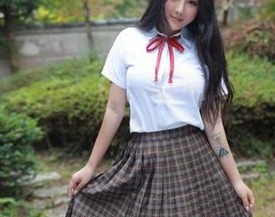 模范学院 – 梦里洗澡——唐琪儿il的浴缸现场，别忘了免费下载哦！