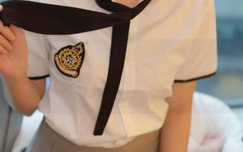 模范学院 – 新的旧教室，欧阳美萱的原图是哪一款？哦更新了…