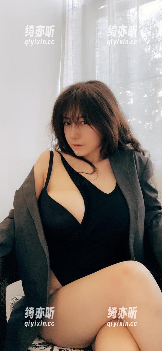 樱晚gigi 谁能想到,樱晚gigi的长腿配上高清照片,会这么让人停住脚?