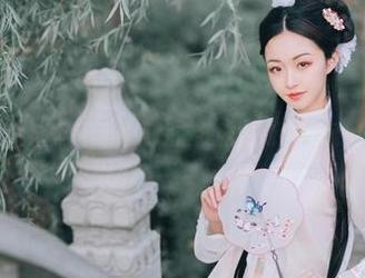 空姐的梦——沧霁桔梗的照片在我脑中隐隐升起一条航线。。
