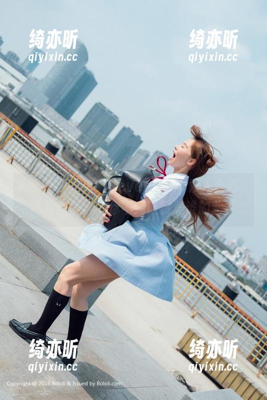 波萝社 - 柳侑绮Sevenbaby双人合影，高清画质，让你不知该赞美谁的脸？