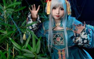 “虚假的赛博朋克体验之旅，爆机少女喵小吉写真图册，尽管只有冰淇淋和戏弄！“