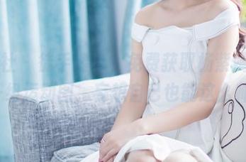 爱蜜社 – 徒手健身，免费获取杨紫嫣candy一组运动图，妄想自己也能这么帅气。