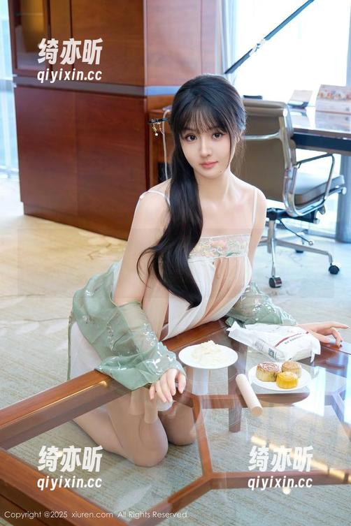 秀人网-Luffy菲菲 秀人网 - 听说万圣节前夜,Luffy菲菲在私房里有一整套绝美图包,不来试试?