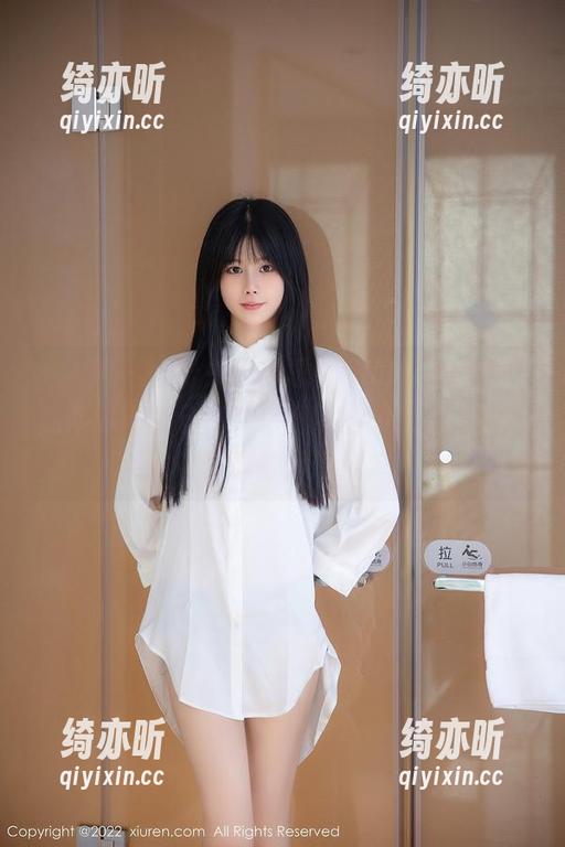 秀人网-周思乔Betty 秀人网 - 一份关于周思乔Betty比基尼作品集的随意分享,记得带上墨镜,否则眼睛真会闪瞎!