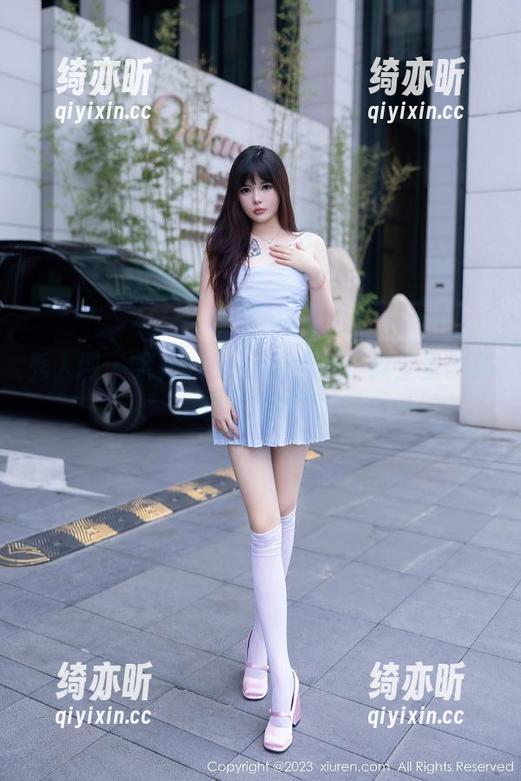 秀人网-果儿victoria 秀人网 - 果儿victoria全集:教室里的那些奇怪瞬间