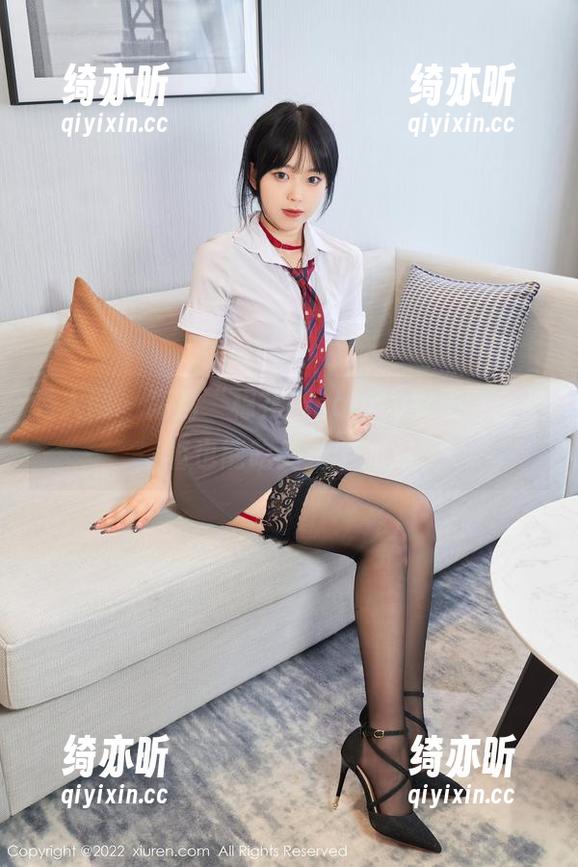 秀人网-棉花糖candy 秀人网 - 高清“棉花糖candy女王”:坐着也能吃掉整个派对