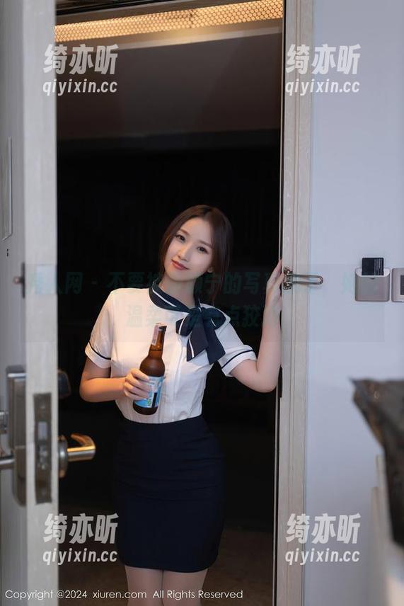 秀人网-静颜宁 秀人网 - 不要被静颜宁的写真骗了,她的温柔可是有点狡猾