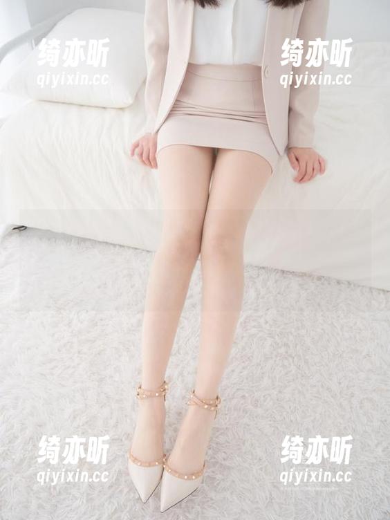 紧急企划-小恩 紧急企划 - 小恩的体操服写真集:分享一些因为运动而来的趣事,比如平衡大挑战!