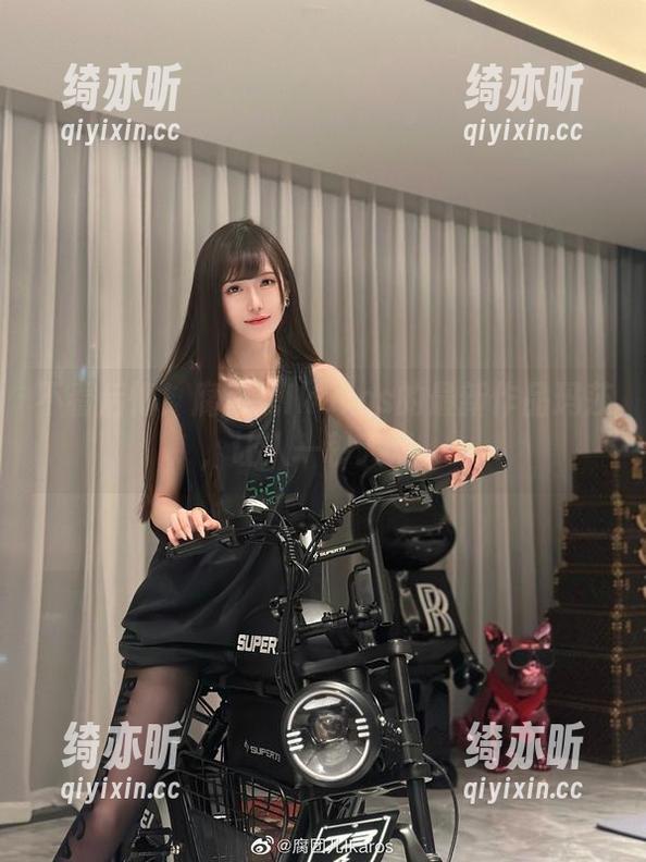 腐团儿Ikaros 不看后悔!腐团儿Ikaros的最新作品玛莎,让人一秒入戏。