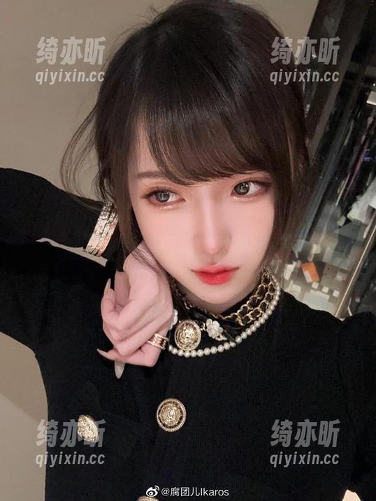 浴缸带来的小骚动——腐团儿Ikaros再次揭晓的精选合集