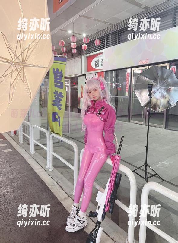 萌芽儿o0的最新私房：一场不走心却又无比迷人的视觉派对